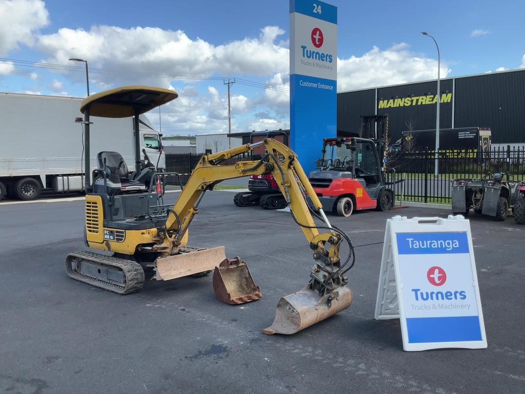 Photo '10' of Komatsu PC18MR2 with Trailer Excavator