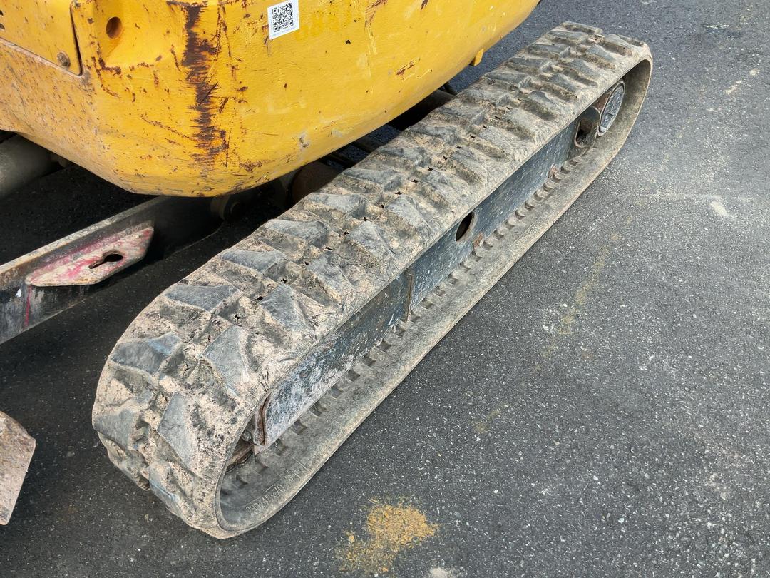 Photo '18' of Komatsu PC18MR2 with Trailer Excavator
