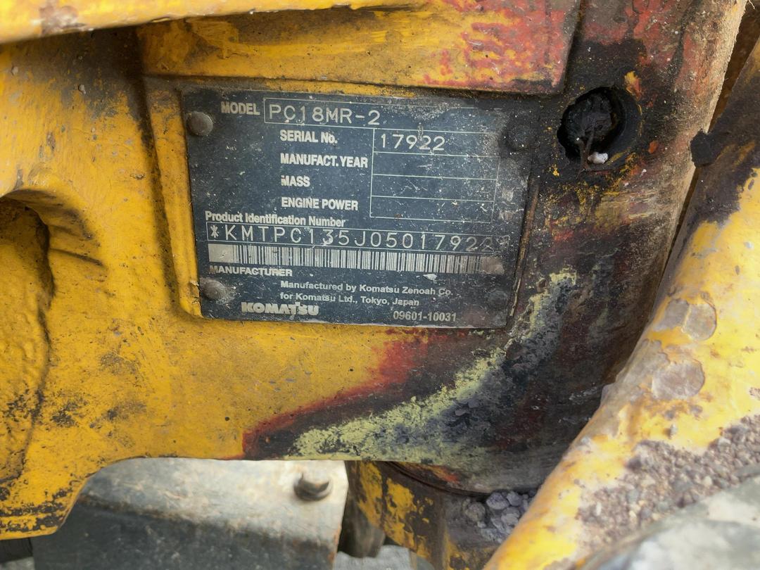Photo '30' of Komatsu PC18MR2 with Trailer Excavator
