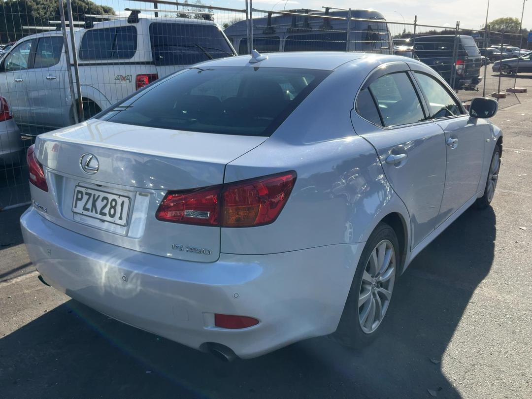 Photo '5' of Lexus IS250