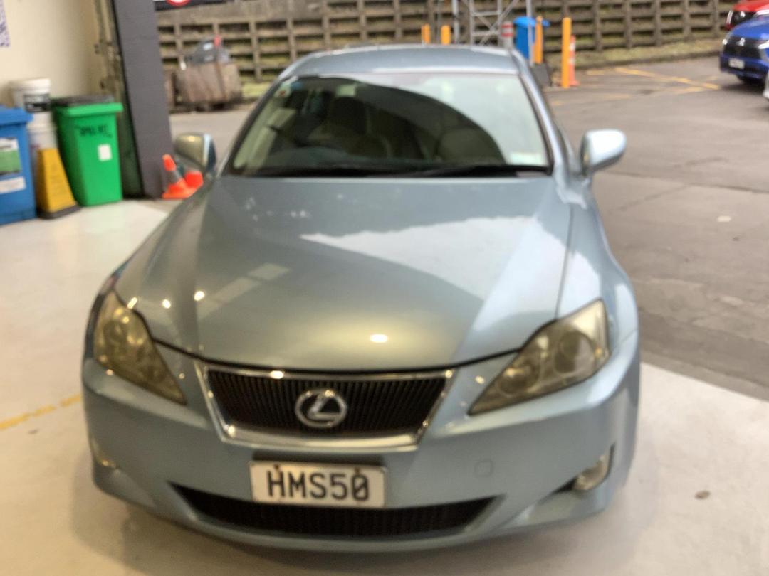 Photo '2' of Lexus IS250 Photo '2' of Lexus IS250
