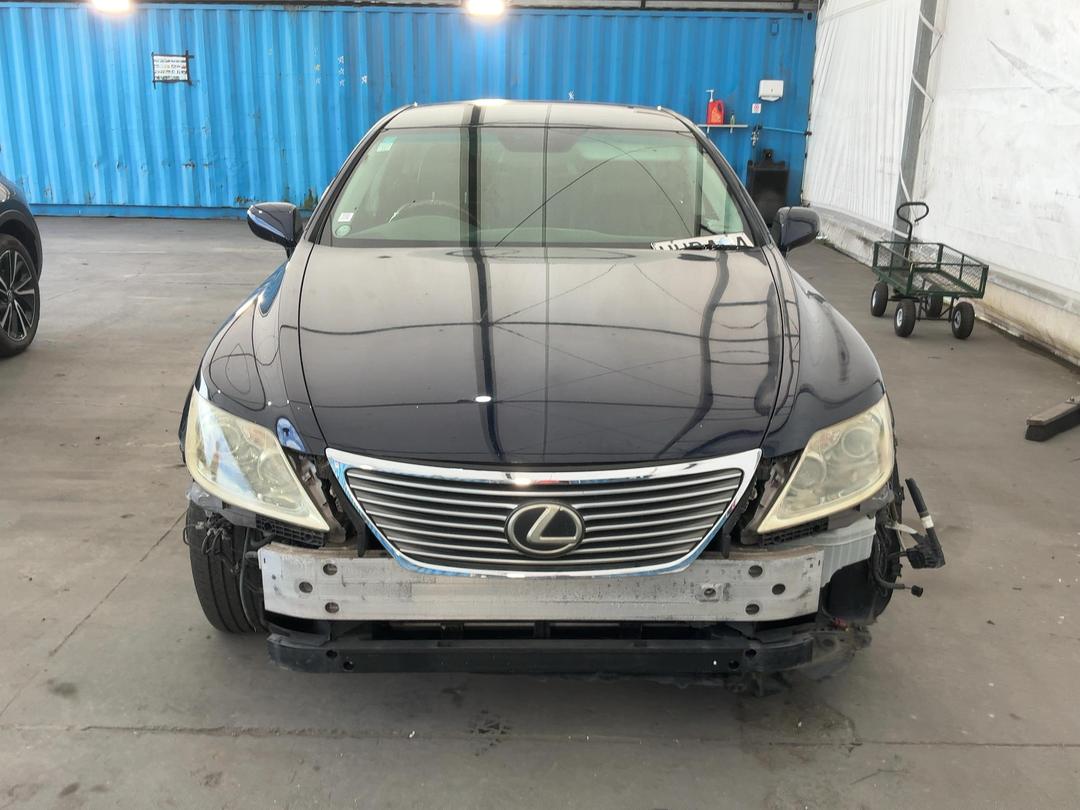 Photo '3' of Lexus LS460