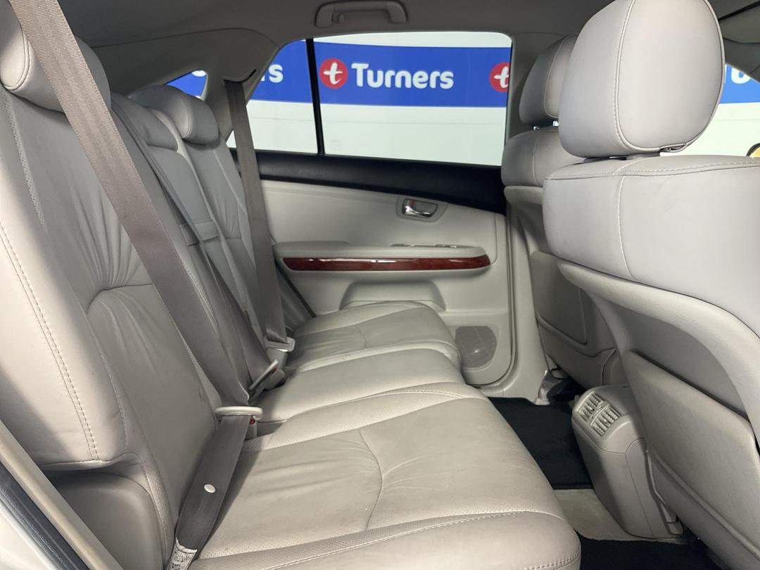 Photo '20' of Lexus RX350