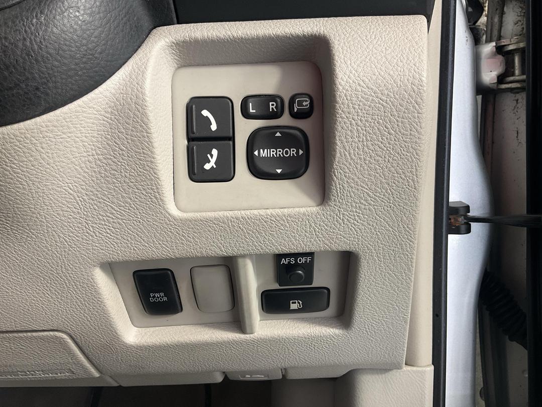 Photo '27' of Lexus RX350