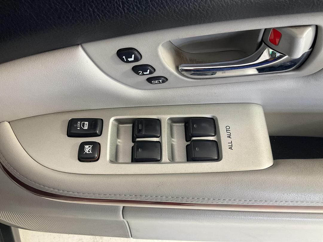 Photo '29' of Lexus RX350