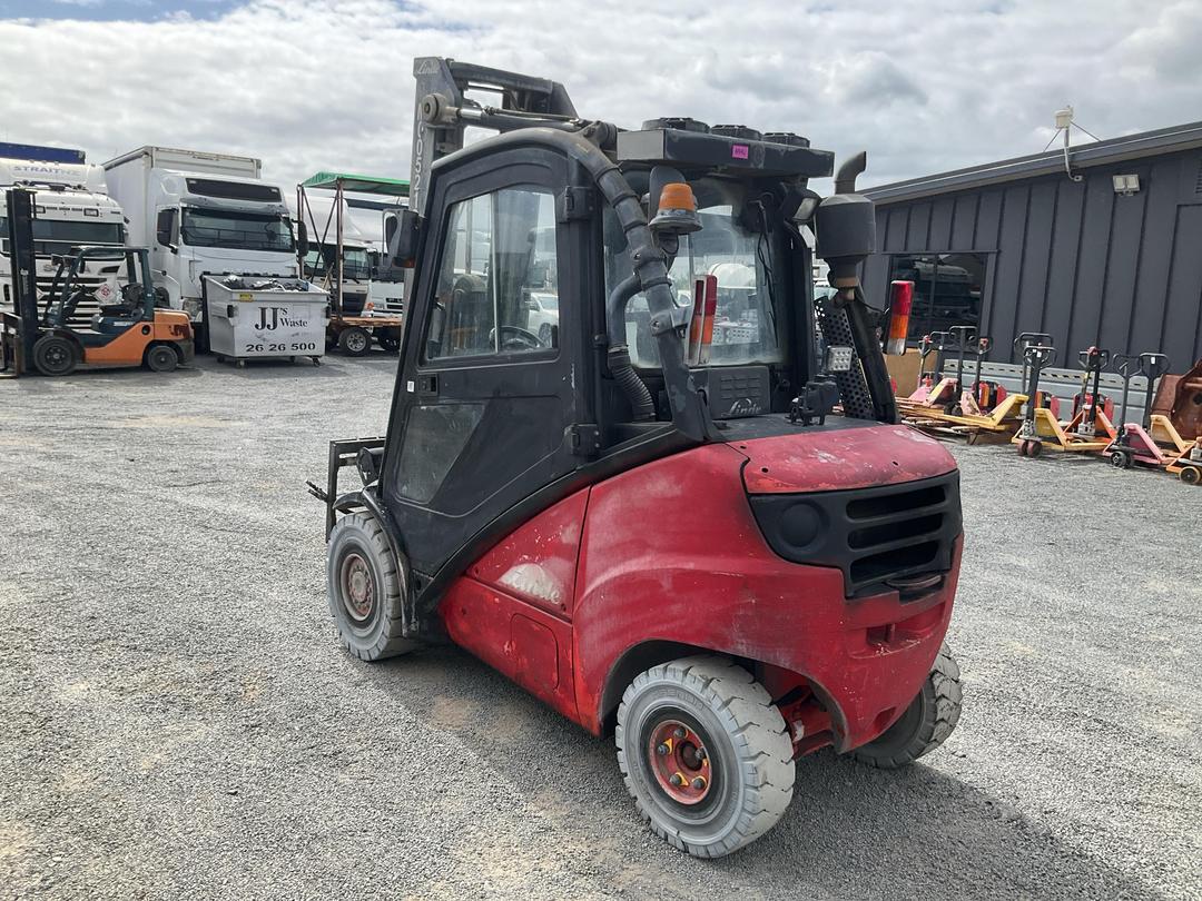 Photo '6' of Linde H30D LN-H30D Forklift
