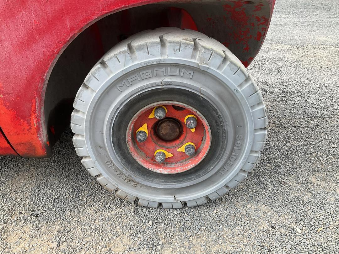 Photo '27' of Linde H30D LN-H30D Forklift