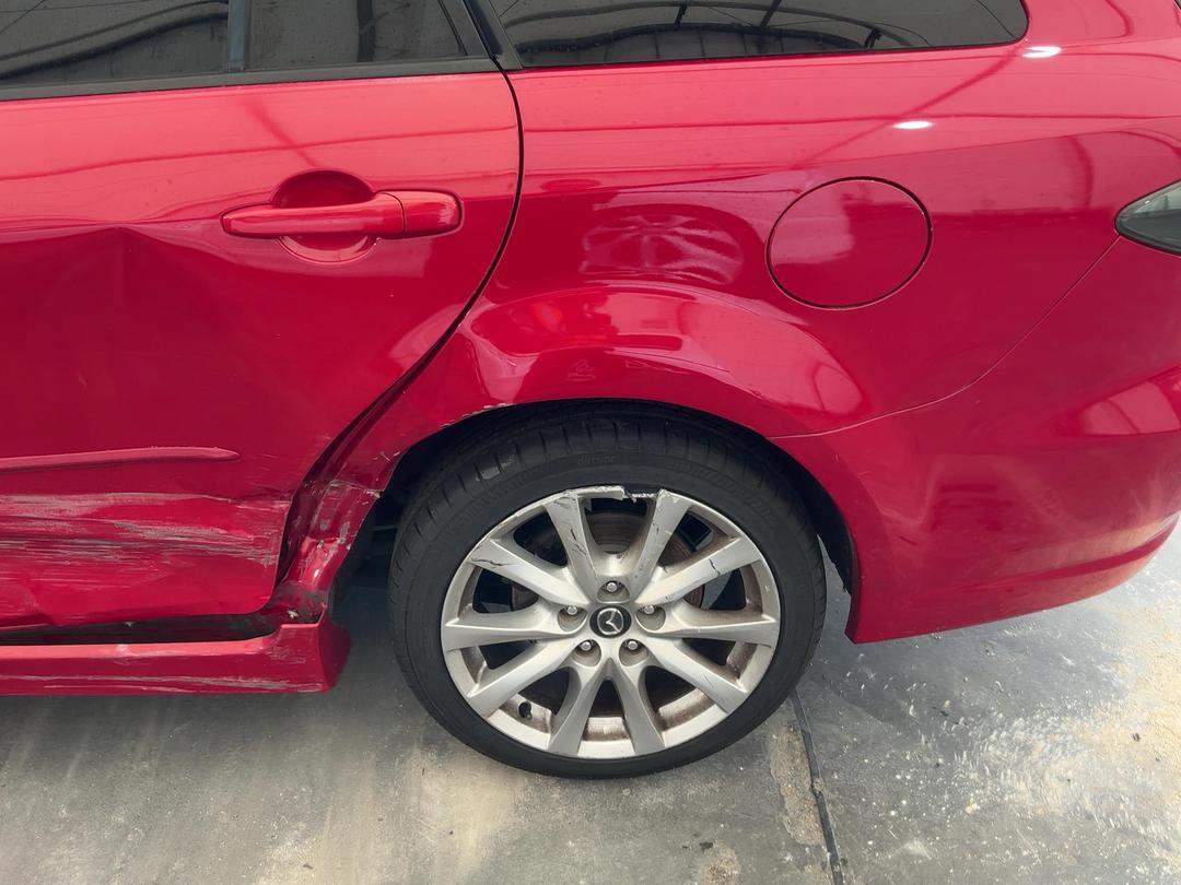 Photo '10' of Mazda Atenza