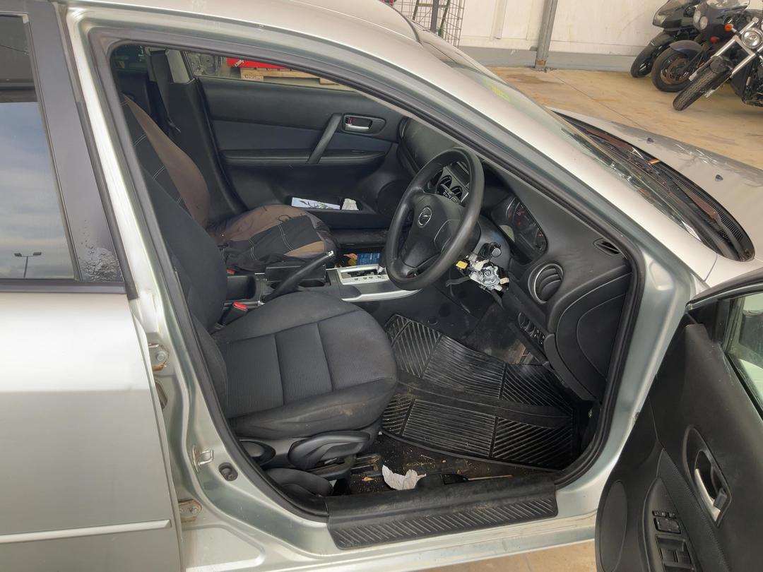 Photo '7' of Mazda Atenza