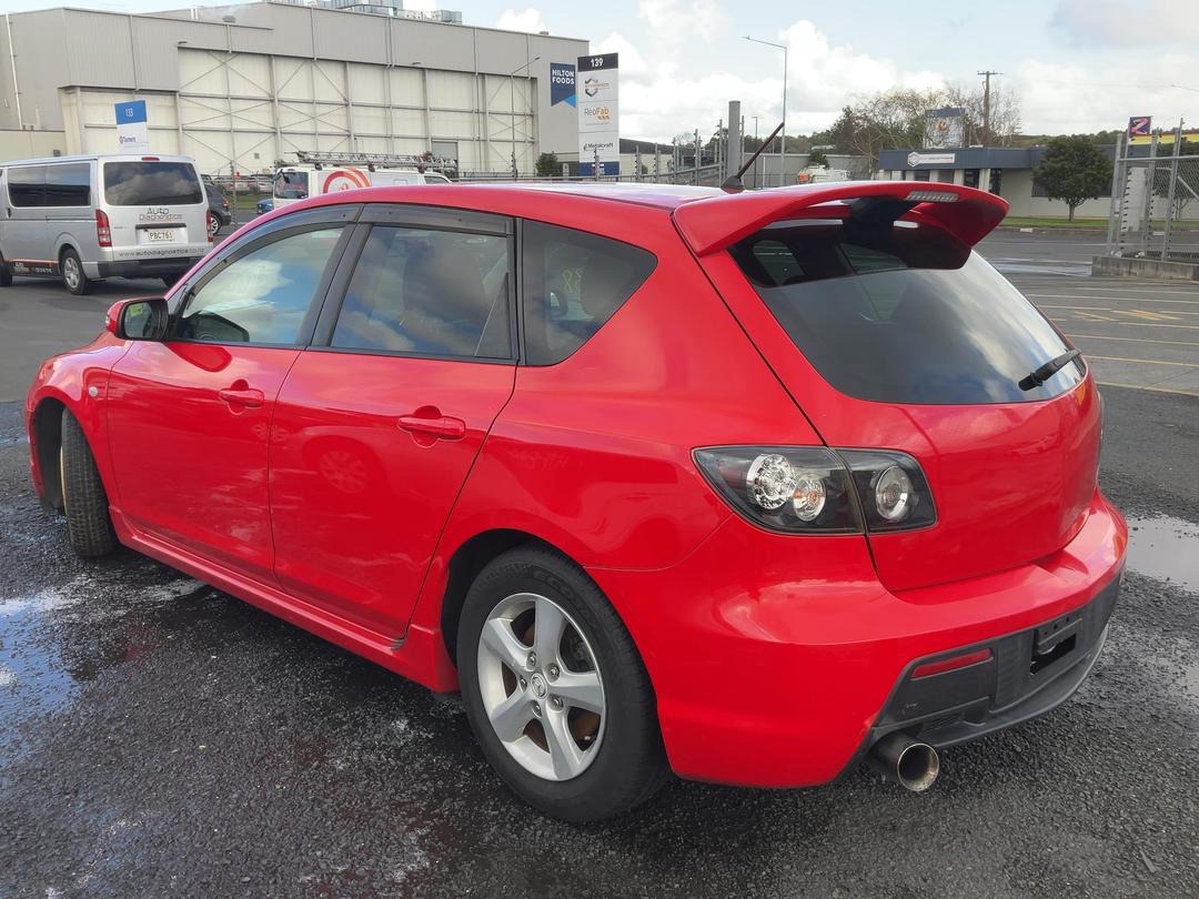 Photo '4' of Mazda Axela Photo '4' of Mazda Axela