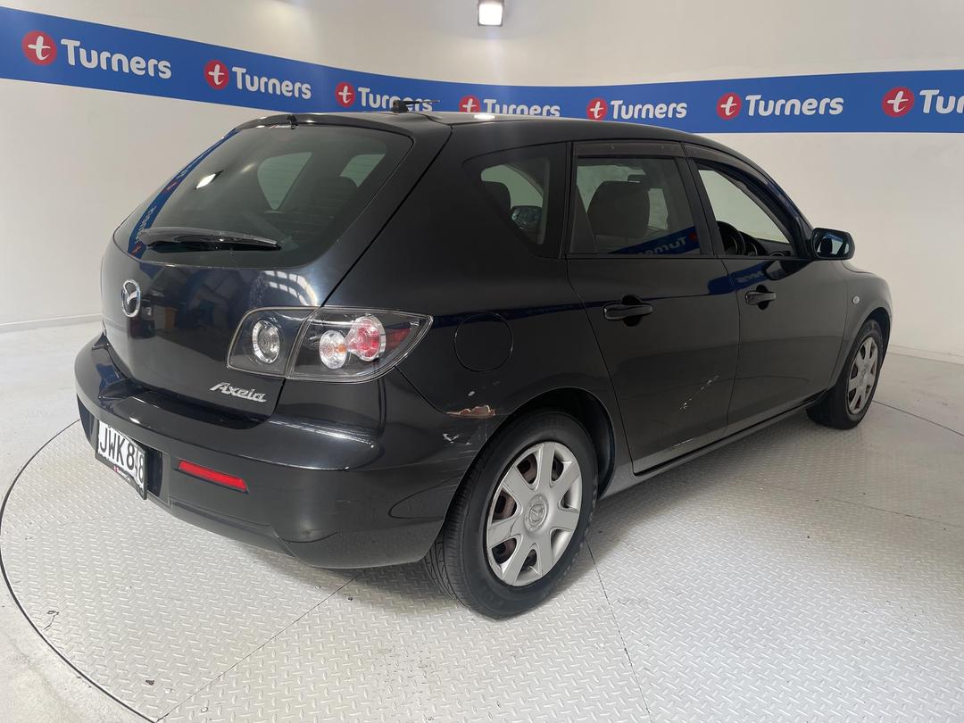 Photo '7' of Mazda Axela