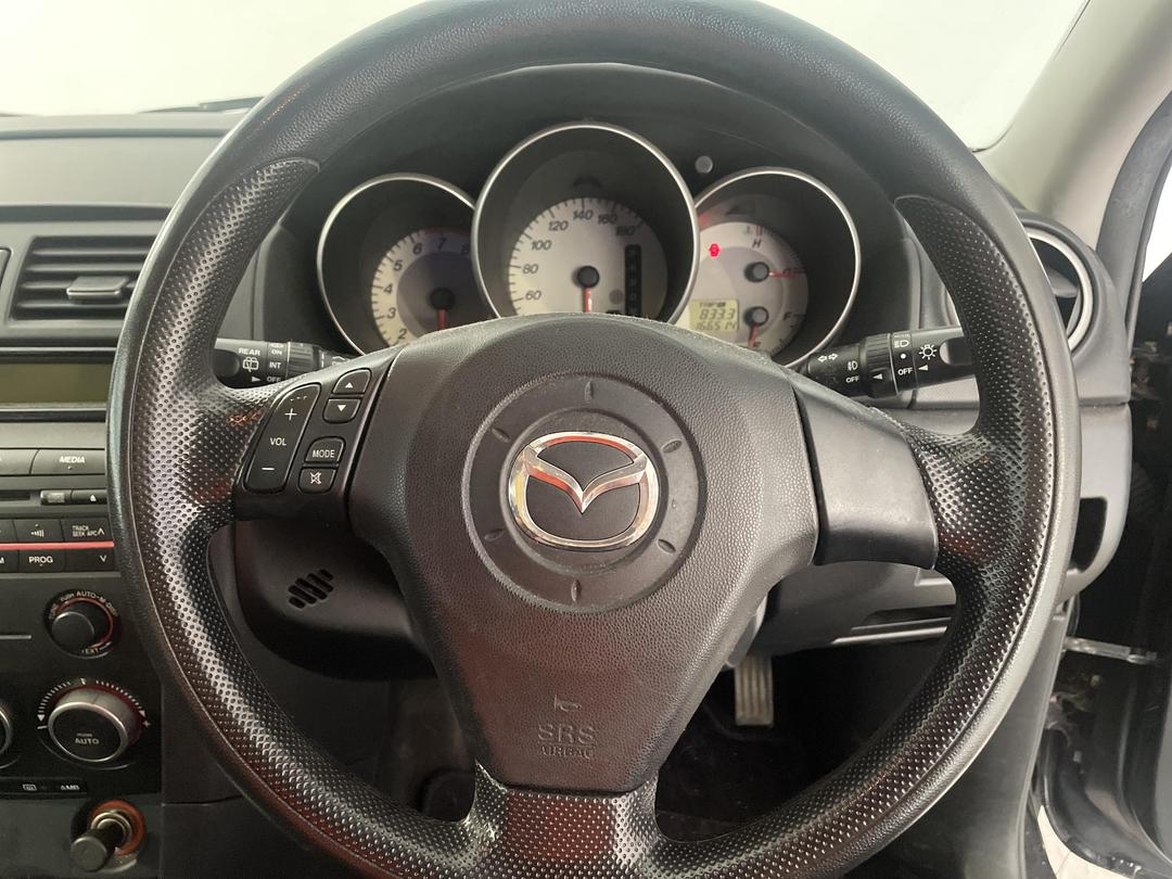 Photo '27' of Mazda Axela