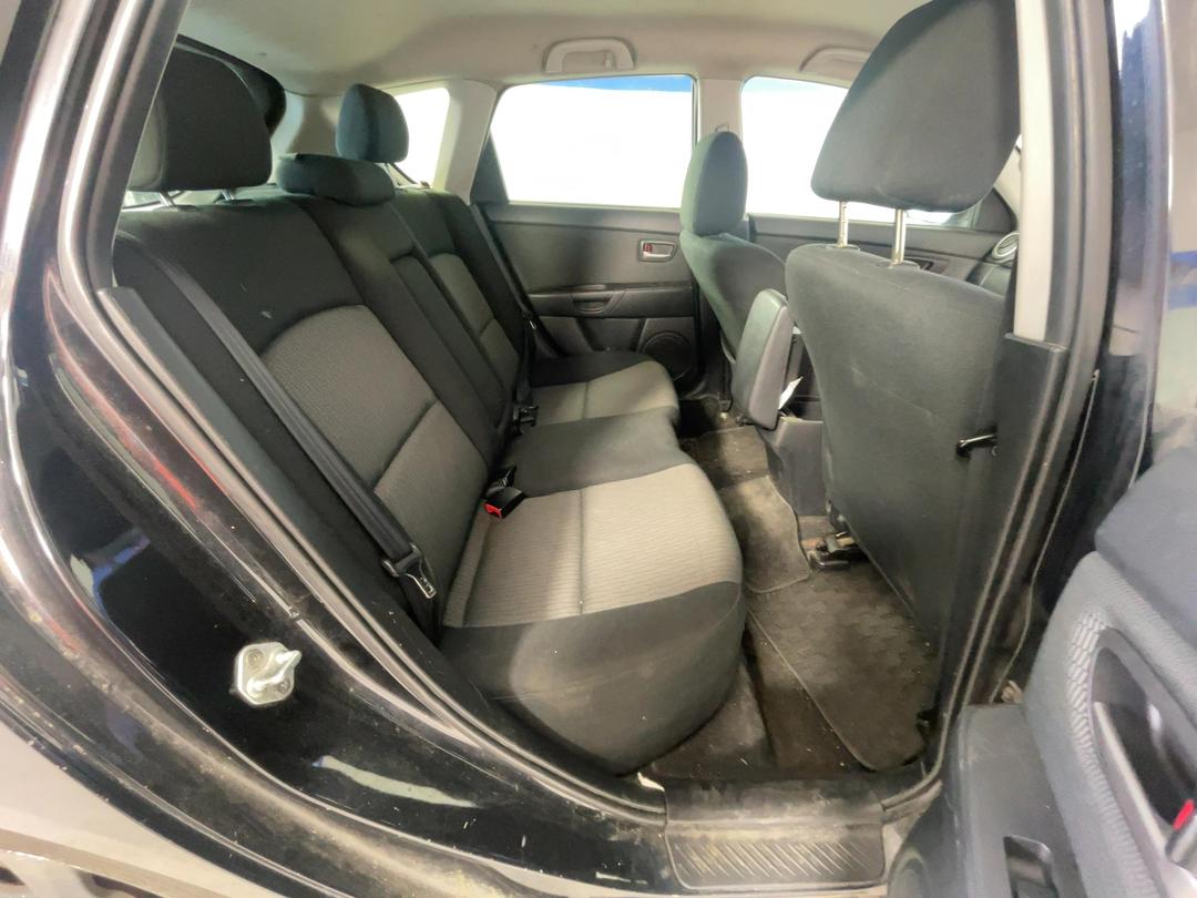Photo '18' of Mazda Axela Photo '18' of Mazda Axela
