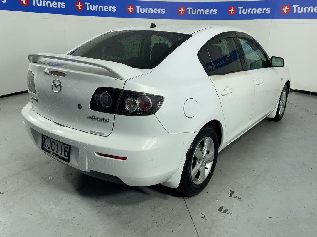Photo '7' of Mazda Axela