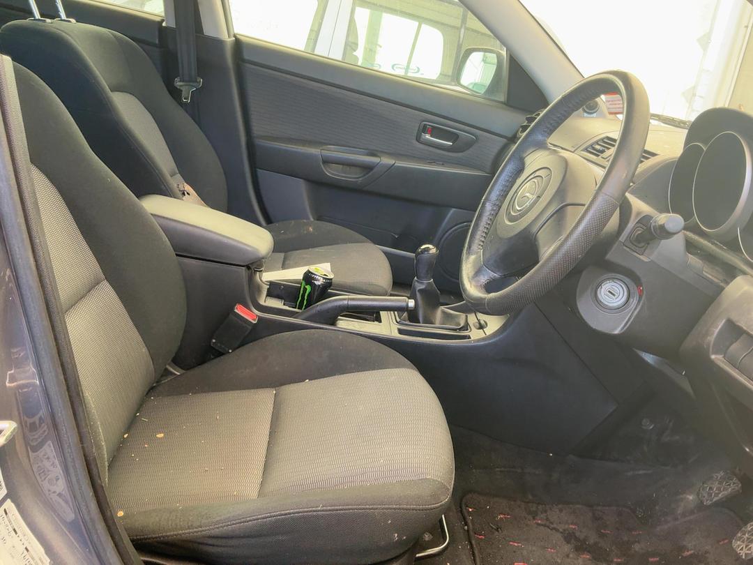 Photo '11' of Mazda Axela