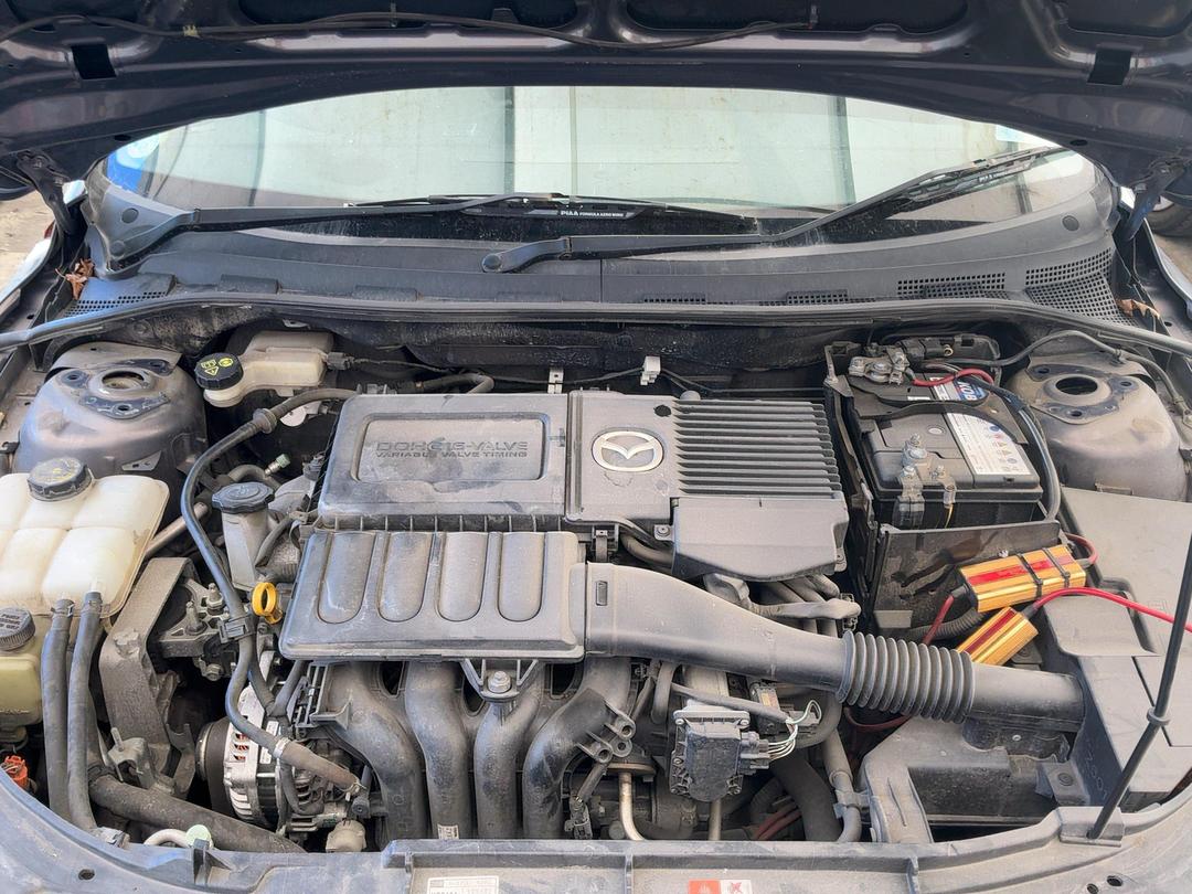 Photo '12' of Mazda Axela