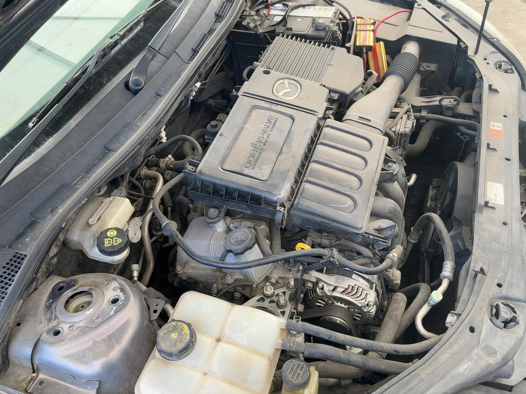 Photo '14' of Mazda Axela