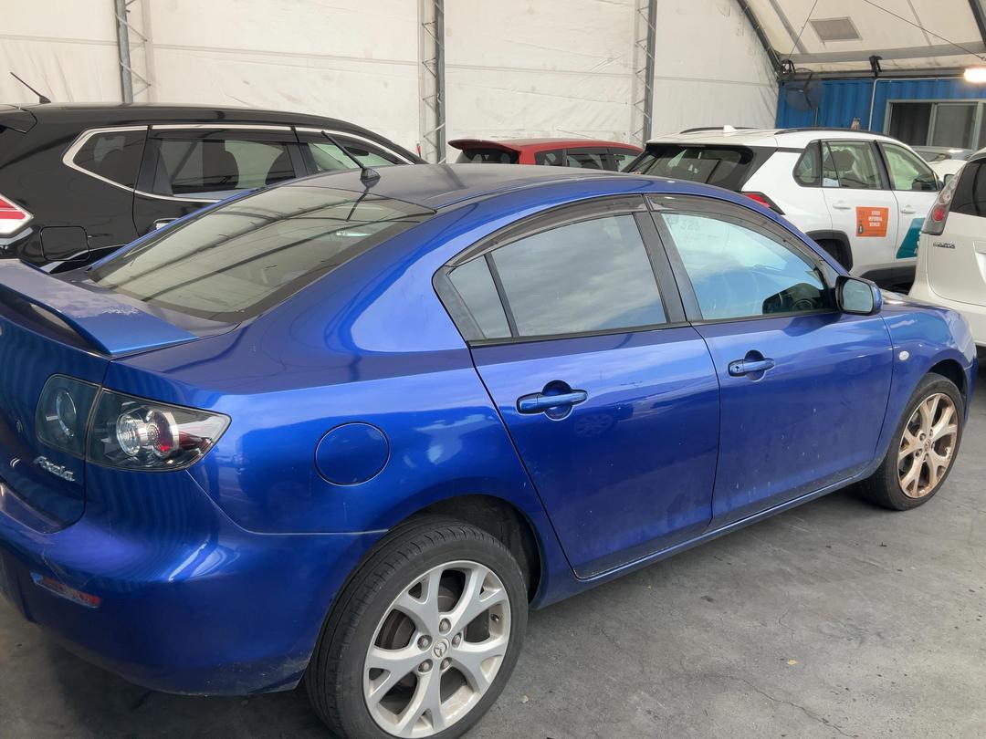Photo '5' of Mazda Axela Photo '5' of Mazda Axela