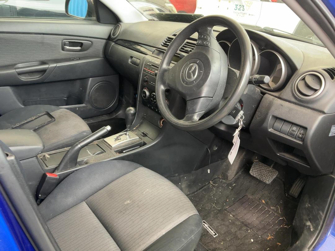 Photo '6' of Mazda Axela Photo '6' of Mazda Axela