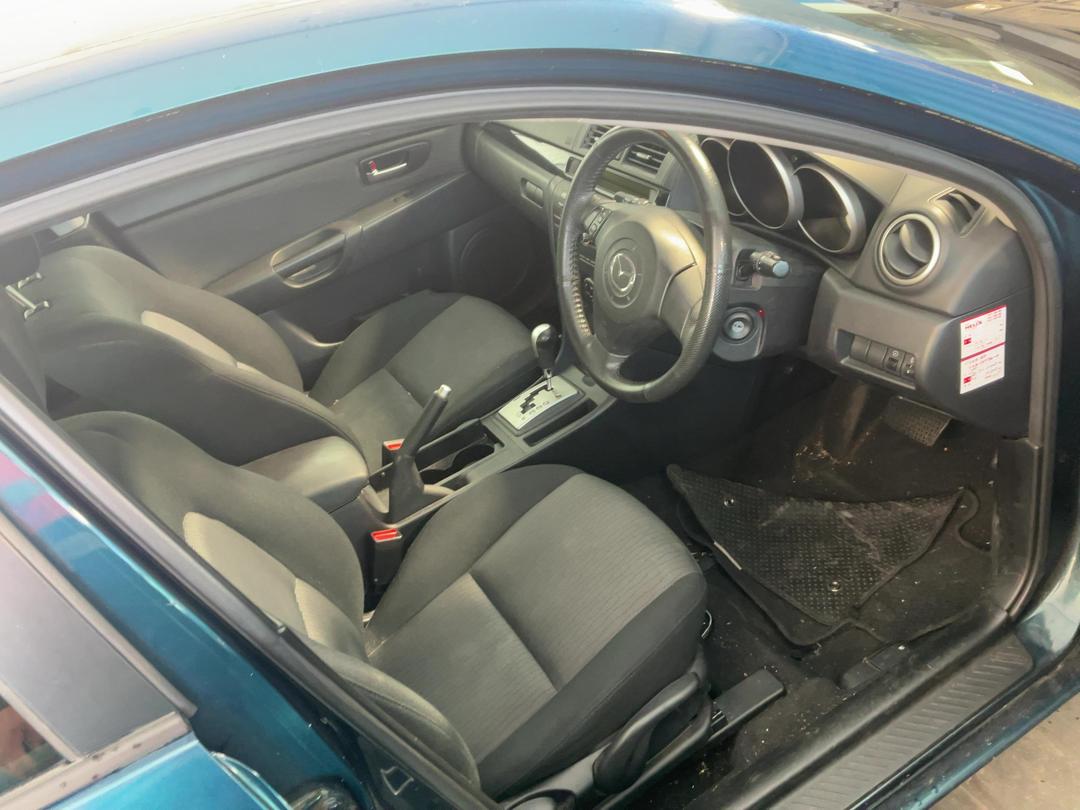 Photo '20' of Mazda Axela