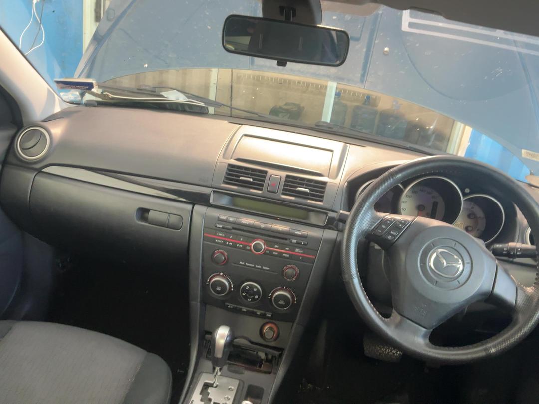 Photo '22' of Mazda Axela