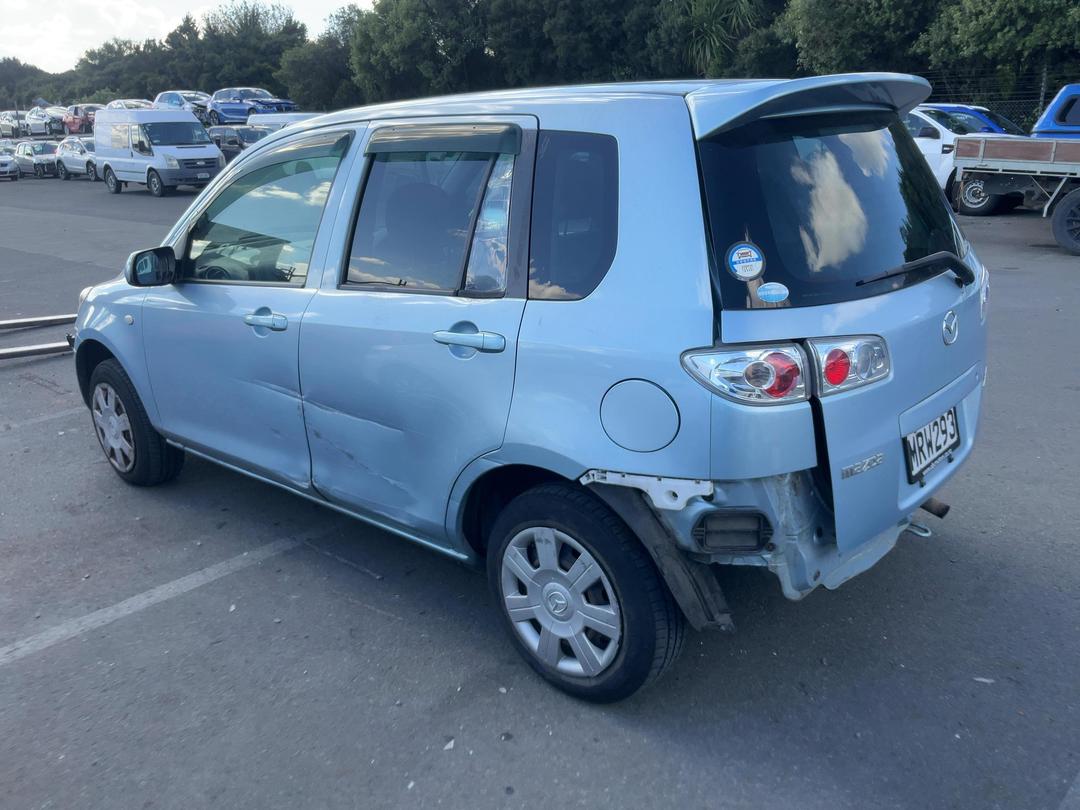 Photo '3' of Mazda Demio