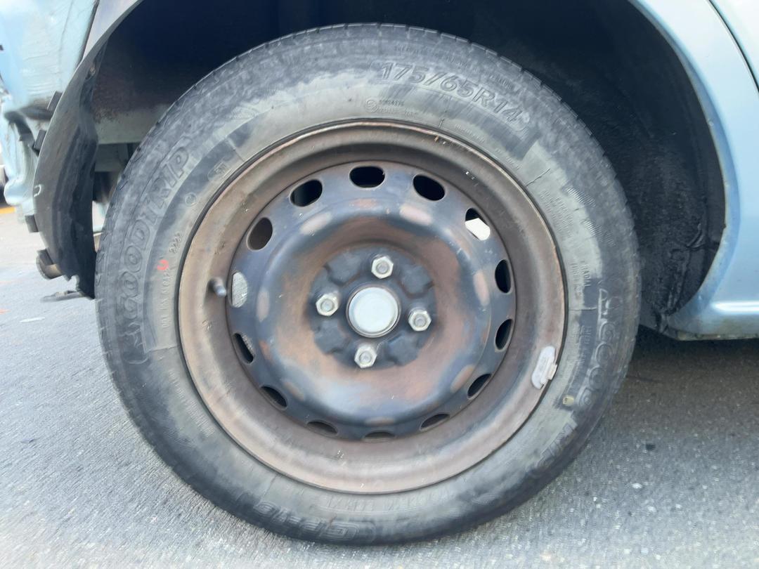 Photo '15' of Mazda Demio