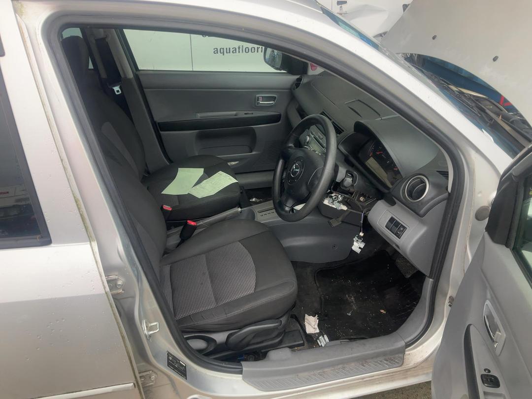 Photo '19' of Mazda Demio