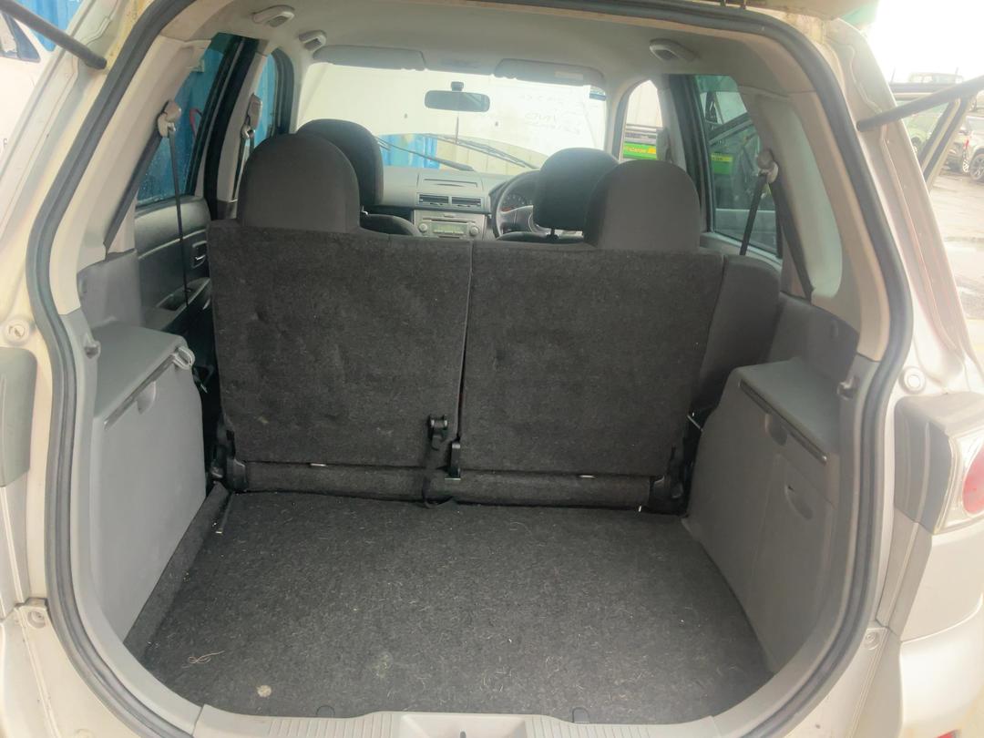 Photo '22' of Mazda Demio