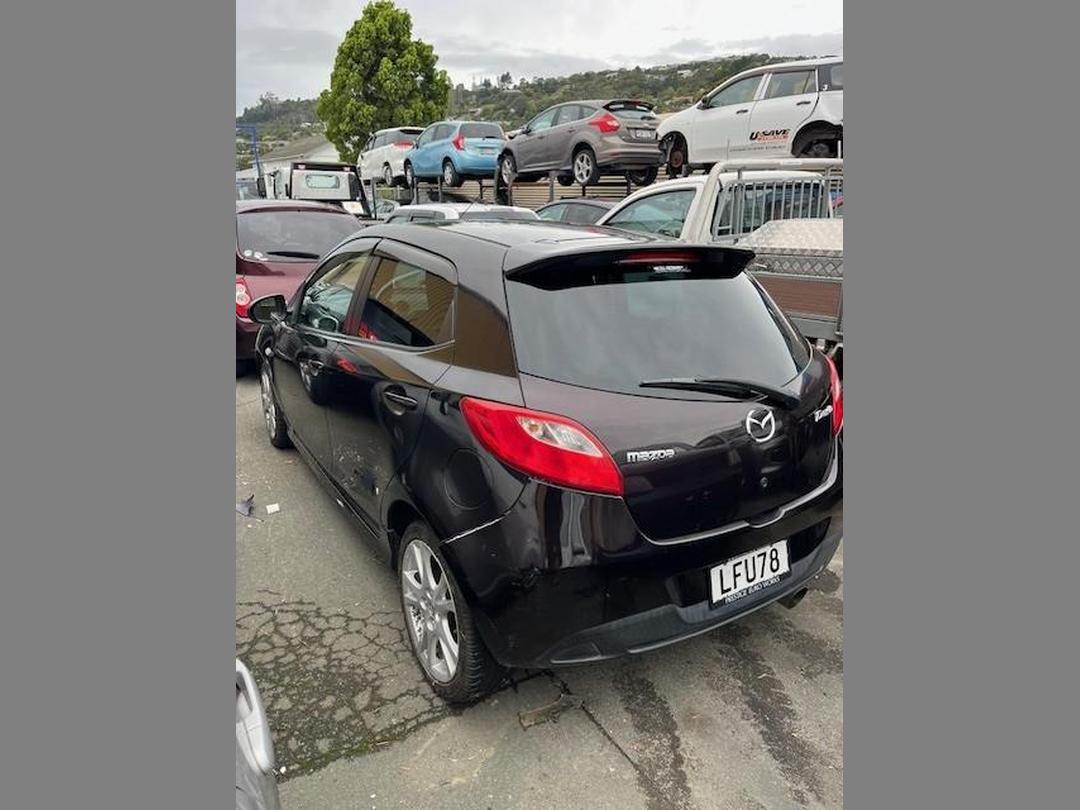 Photo '3' of Mazda Demio