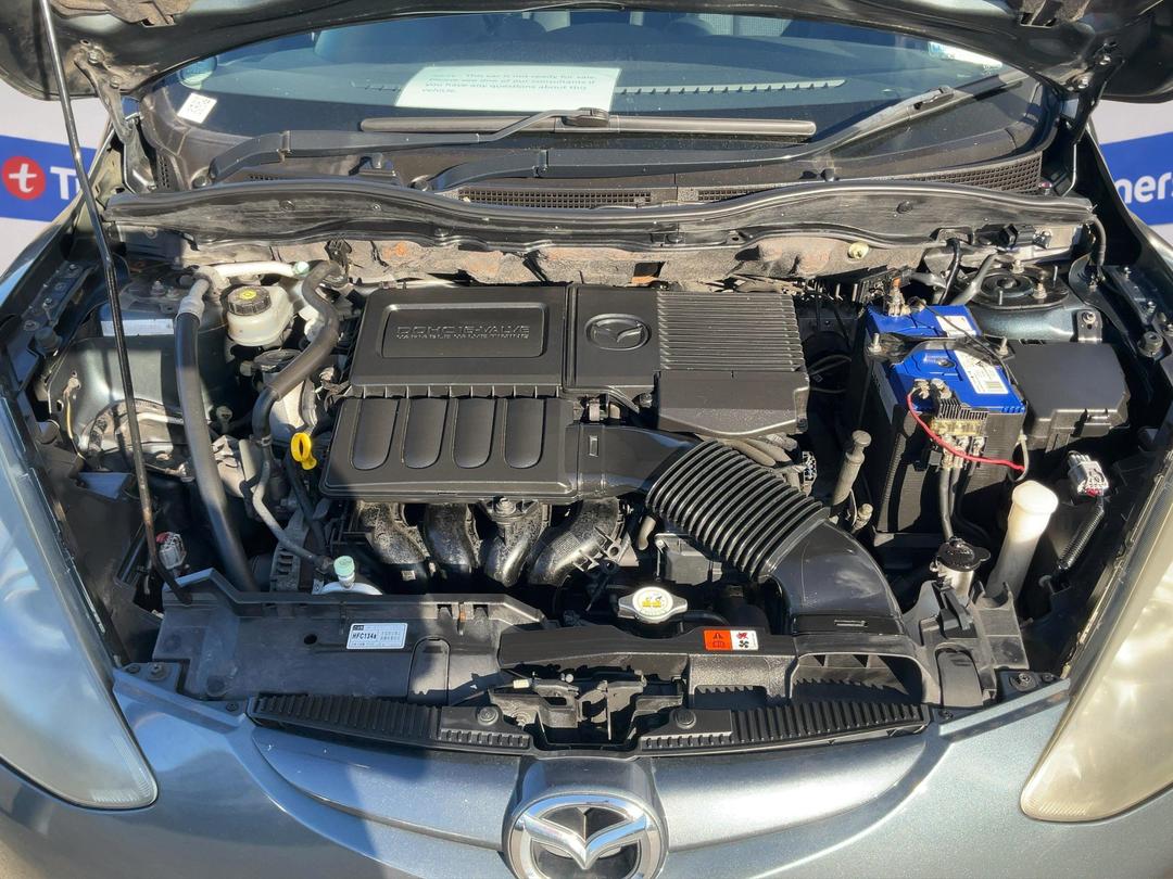 Photo '3' of Mazda Demio Photo '3' of Mazda Demio