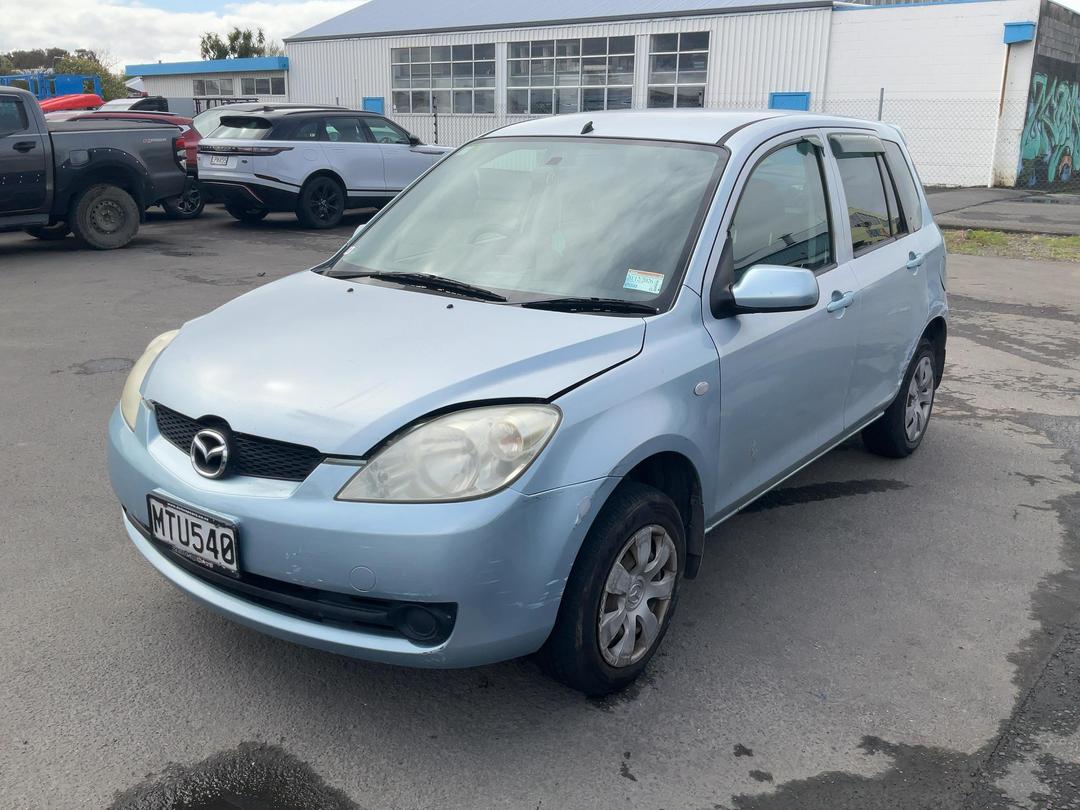 Photo '3' of Mazda Demio