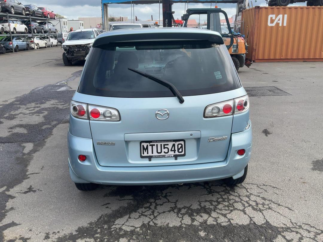 Photo '5' of Mazda Demio