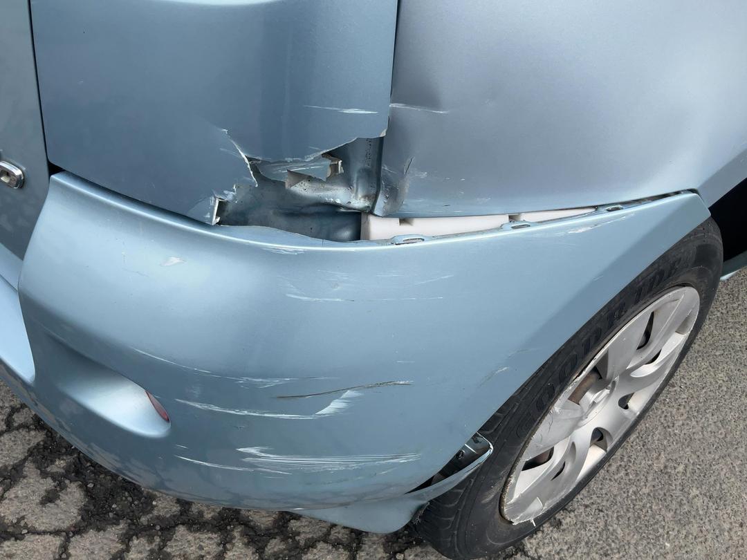 Photo '7' of Mazda Demio