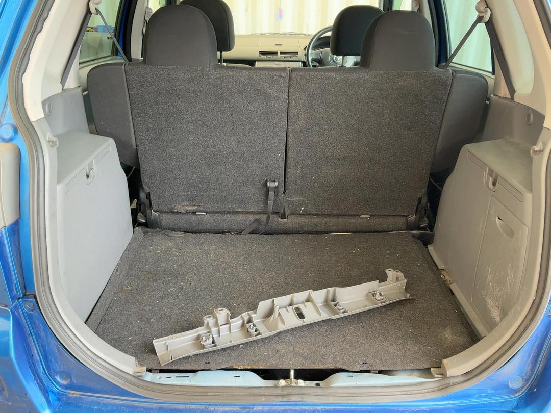 Photo '6' of Mazda Demio Photo '6' of Mazda Demio