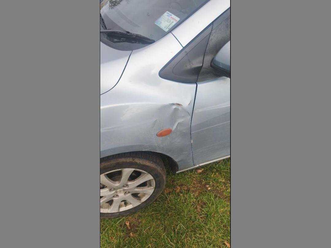 Photo '6' of Mazda Demio Photo '6' of Mazda Demio