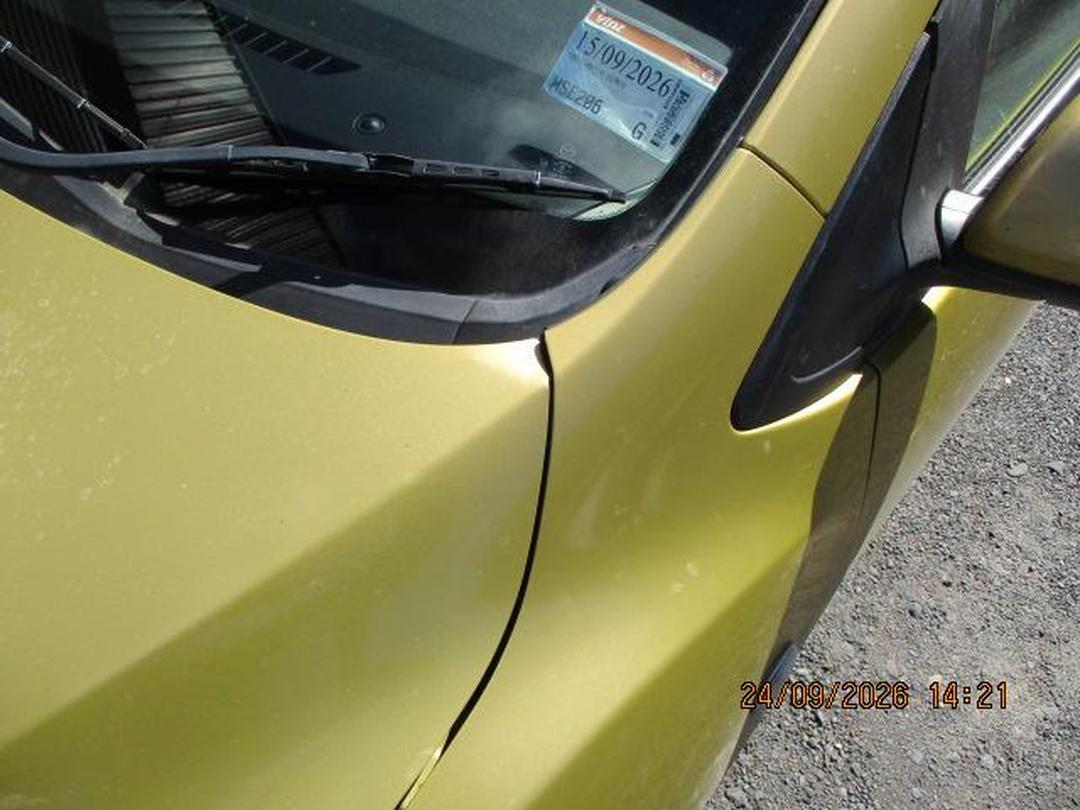 Photo '23' of Mazda Demio Photo '23' of Mazda Demio