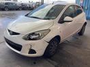 Thumbnail '3' of Mazda Demio