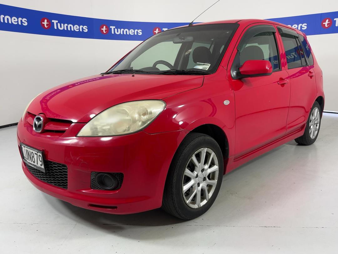 Photo '4' of Mazda Demio
