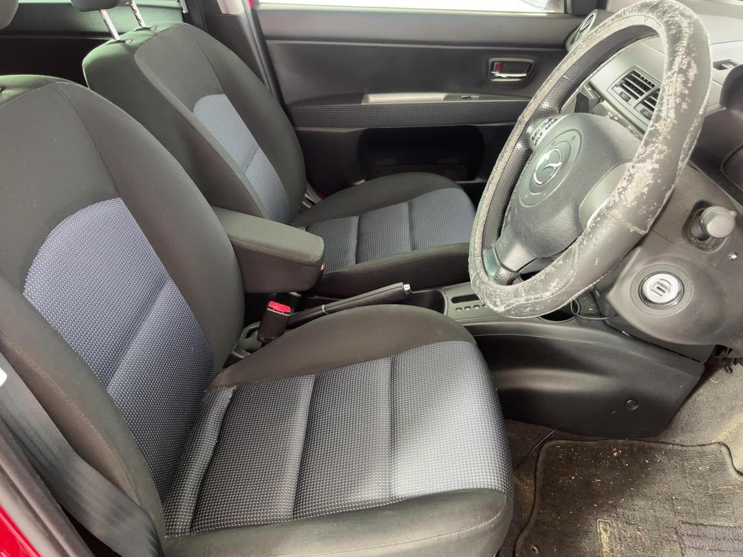 Photo '16' of Mazda Demio