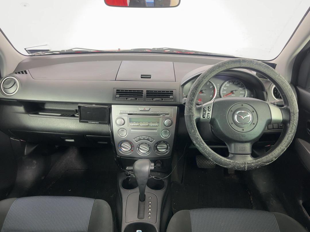 Photo '17' of Mazda Demio