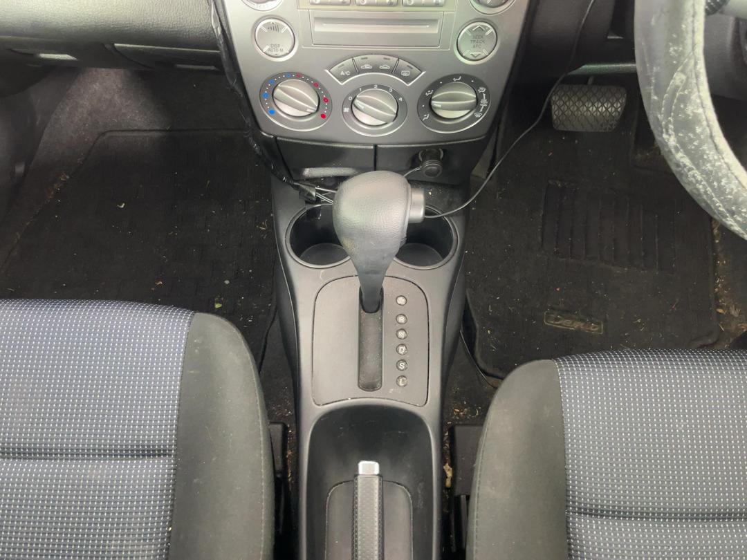 Photo '18' of Mazda Demio