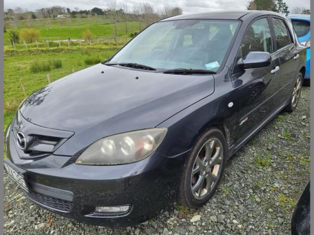 Photo '2' of Mazda Mazda3 Sporthatch SP23