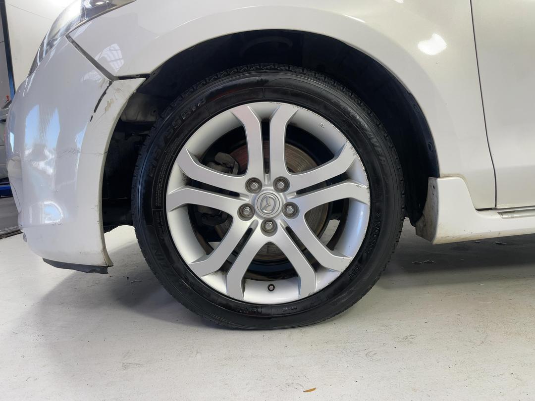 Photo '10' of Mazda MPV