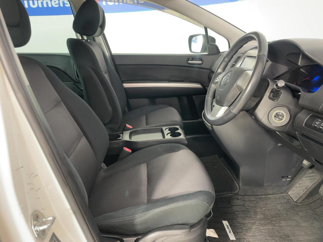 Photo '16' of Mazda MPV