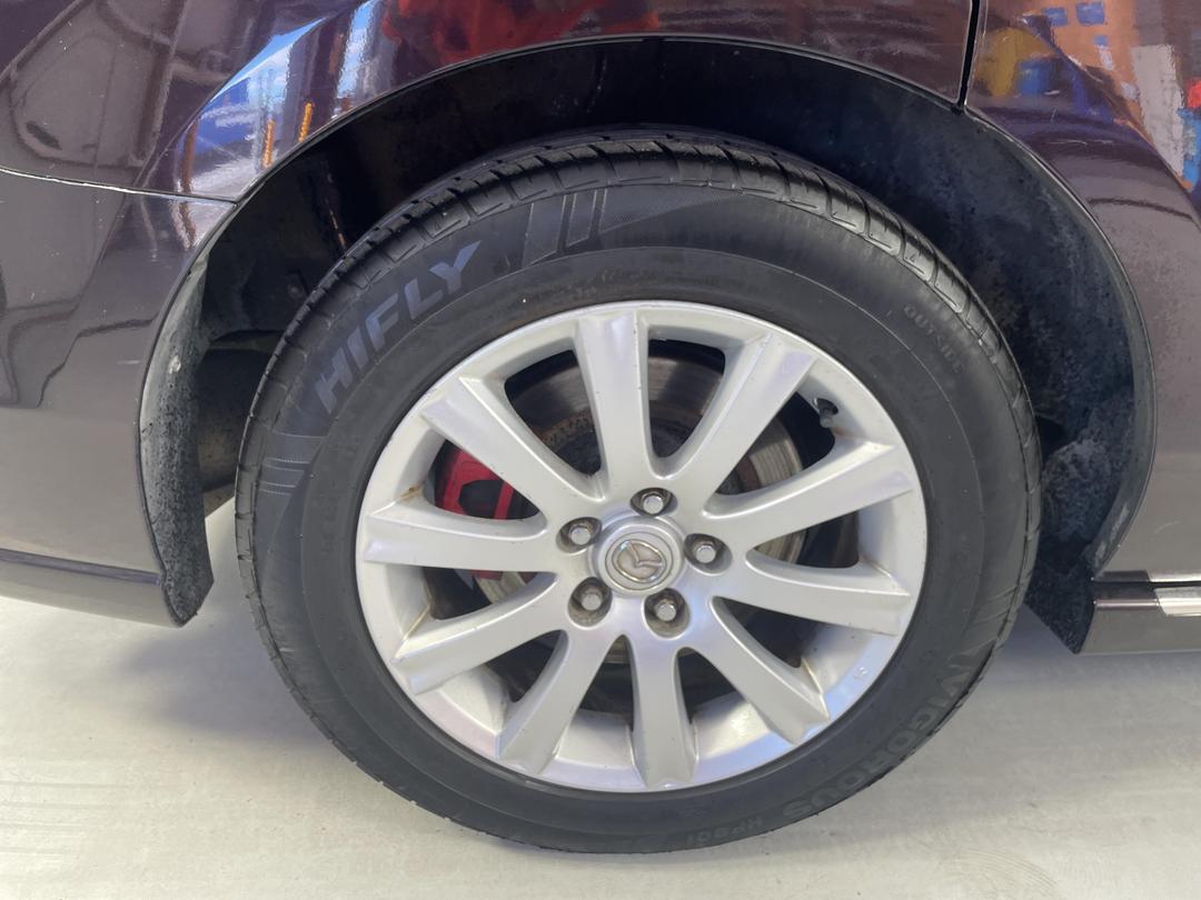 Photo '12' of Mazda MPV