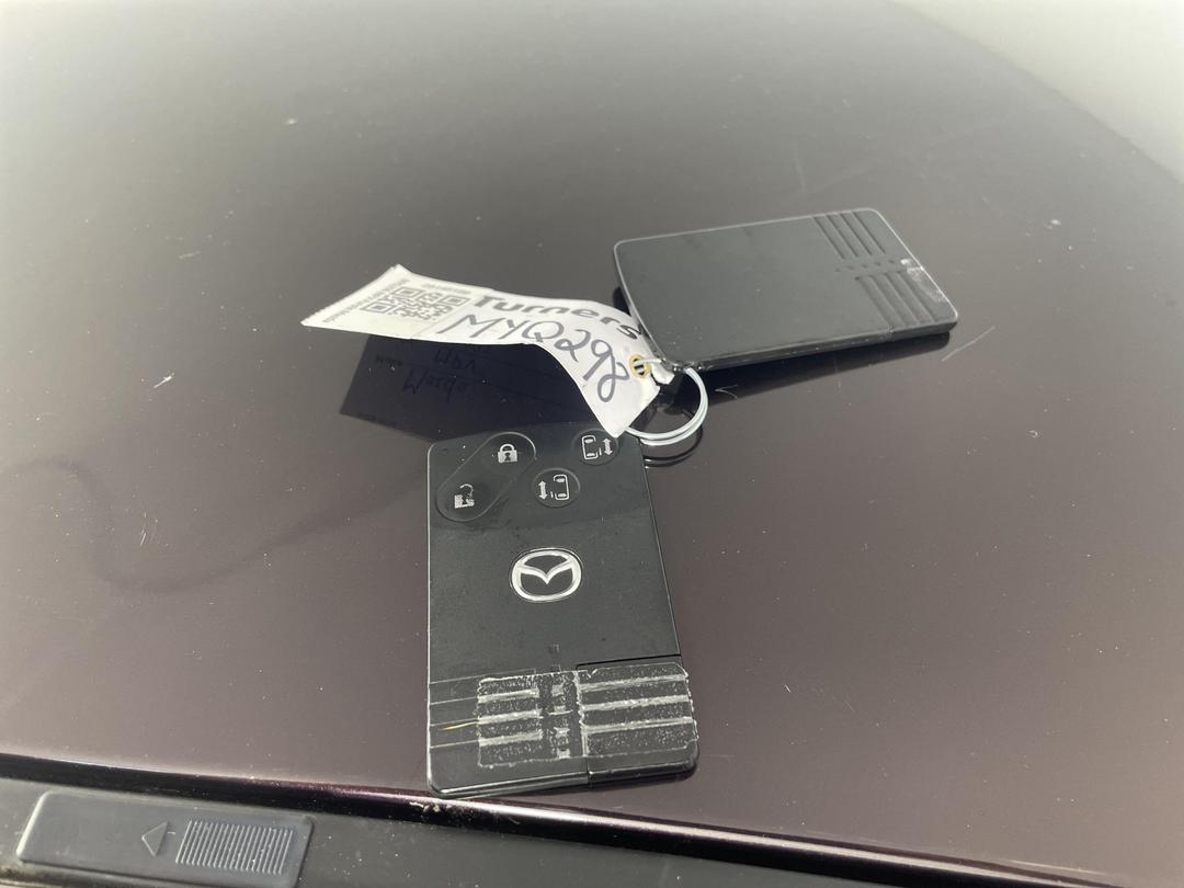 Photo '21' of Mazda MPV