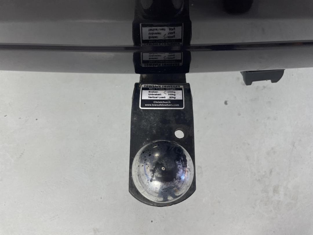 Photo '22' of Mazda MPV