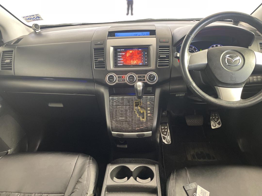 Photo '18' of Mazda MPV