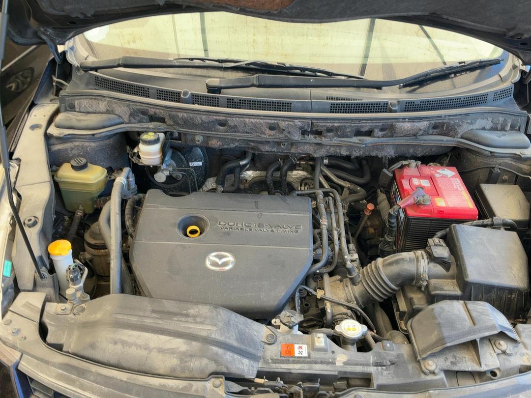 Photo '11' of Mazda MPV Photo '11' of Mazda MPV